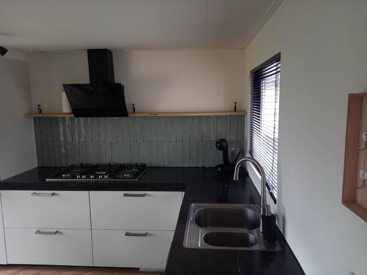 זילנד Vakantiechalet Tip 30 Op Vakantiepark De Heische Tip מראה חיצוני תמונה